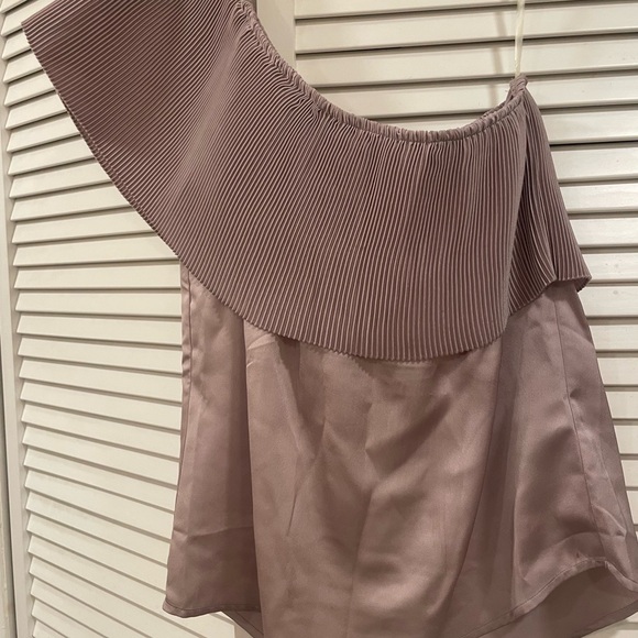 BP. Pleated Satin one Shoulder Top in Soft Lavender shade - Picture 4 of 4